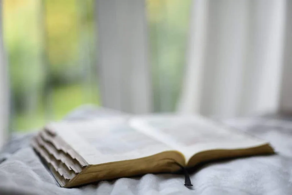 Open Bible