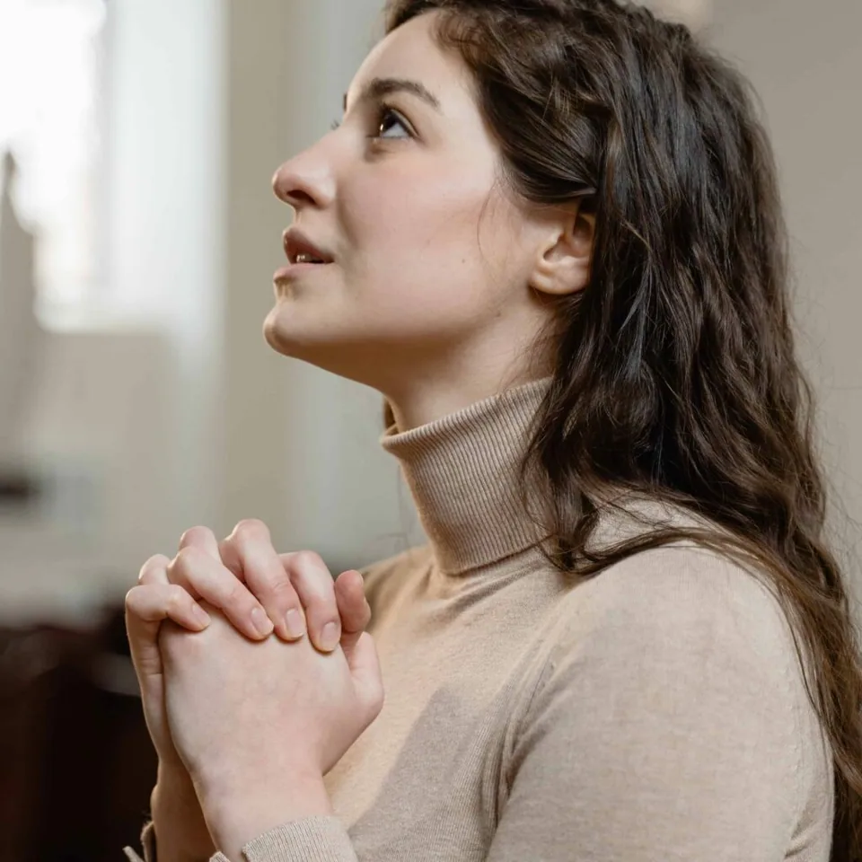 Praying woman
